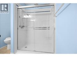 Ensuite shower - 
