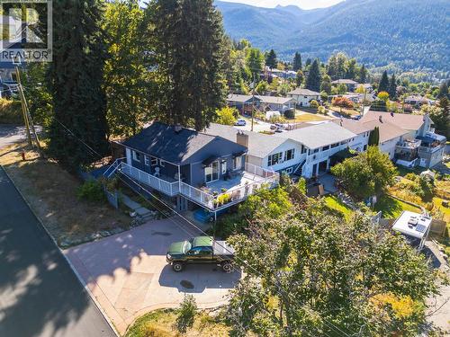 1524 Cedar Street  Nelson, BC V1L 2G3