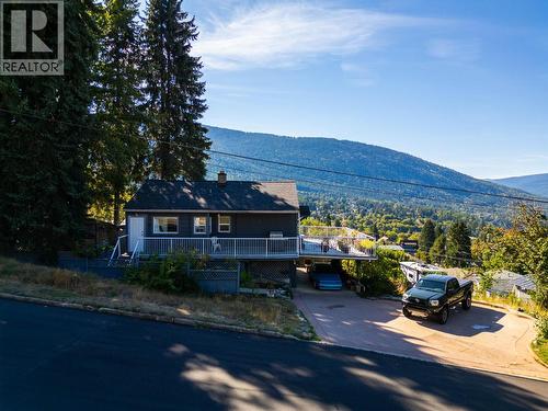 1524 Cedar Street, Nelson, BC - Outdoor With Deck Patio Veranda