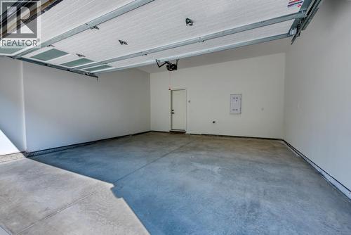 7599 Klinger Road Unit# 24, Vernon, BC - Indoor Photo Showing Garage