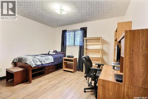 102 54 19Th Street E, Prince Albert, SK - Indoor Photo Showing Bedroom