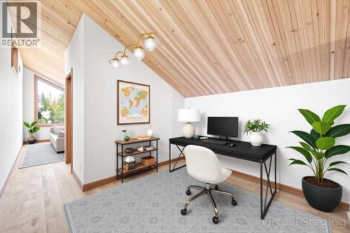5538 Currie Bowl Way, Fernie, BC - Indoor Photo Showing Office