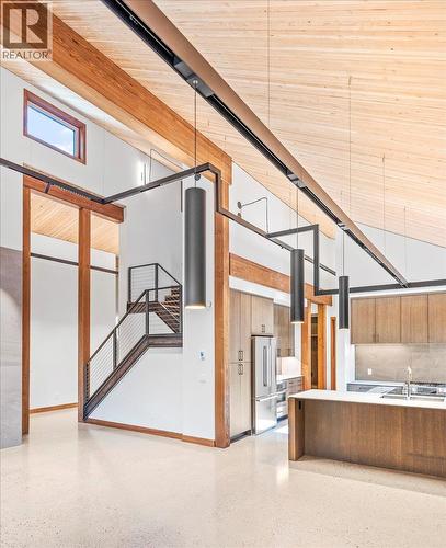 5538 Currie Bowl Way, Fernie, BC - Indoor Photo Showing Other Room