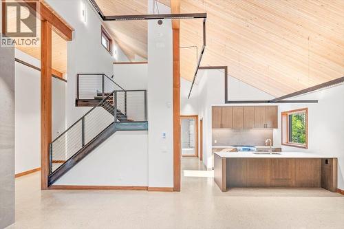 5538 Currie Bowl Way, Fernie, BC - Indoor