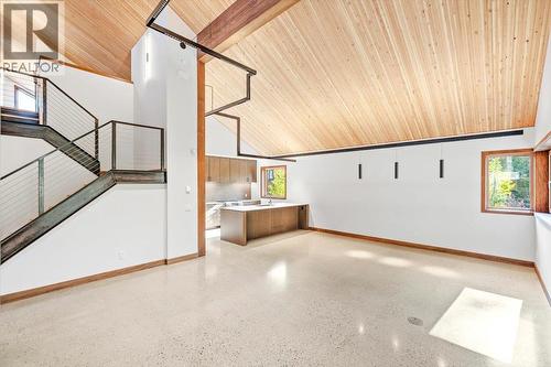 5538 Currie Bowl Way, Fernie, BC - Indoor Photo Showing Other Room