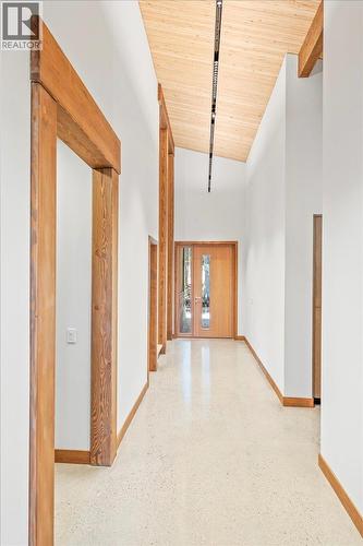 5538 Currie Bowl Way, Fernie, BC - Indoor Photo Showing Other Room