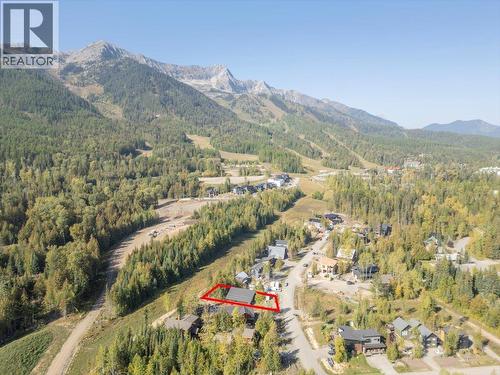 5538 Currie Bowl Way, Fernie, BC - Outdoor With View