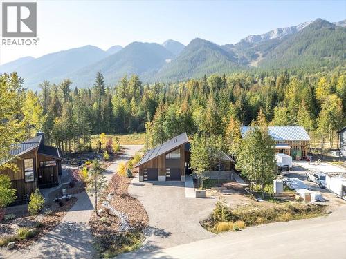 5538 Currie Bowl Way, Fernie, BC - Outdoor With View