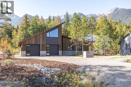 5538 Currie Bowl Way, Fernie, BC - Outdoor