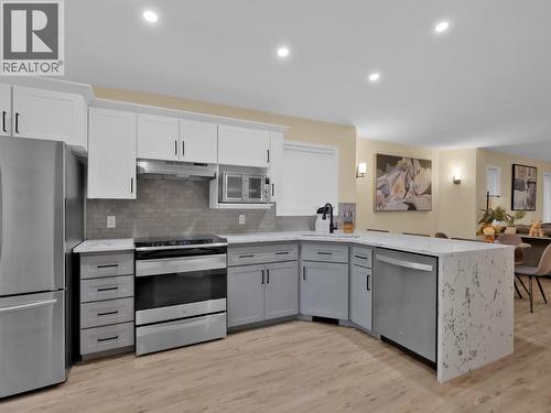 2210 Louie Drive Unit# 26, West Kelowna, BC - Indoor Photo Showing Kitchen With Upgraded Kitchen