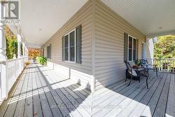 Seating outside primary bedroom - 