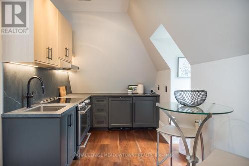 Self Contained Nanny / In-Law Suite w/ Sep. Entry - 13160 Nassagaweya Esquesing Townline, Milton, ON - Indoor Photo Showing Kitchen With Double Sink