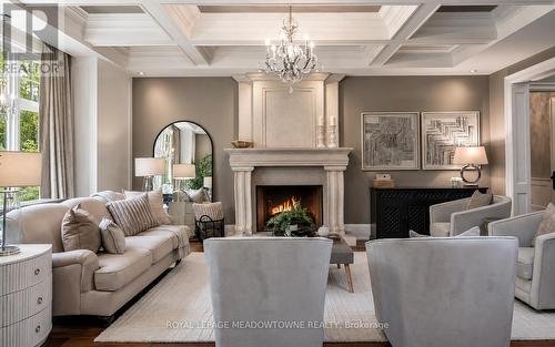 13160 Nassagaweya Esquesing Townline, Milton, ON - Indoor Photo Showing Living Room With Fireplace