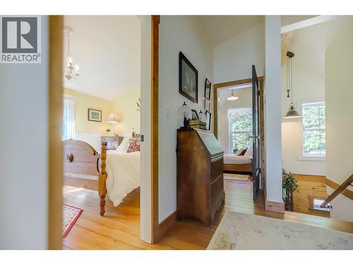 44 Mackenzie Road, Salmon Arm, BC - Indoor Photo Showing Other Room