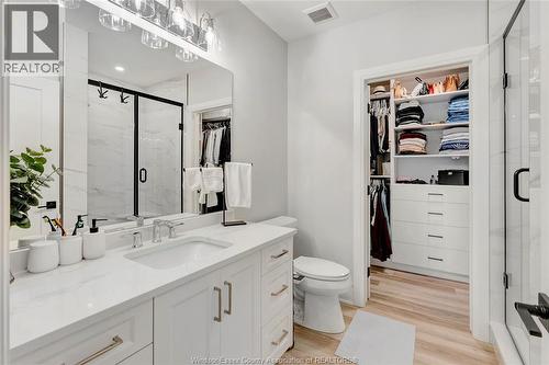 1855 Wyoming Unit# 214, Lasalle, ON - Indoor Photo Showing Bathroom