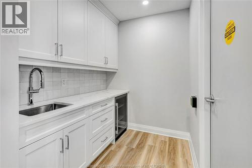 1855 Wyoming Unit# 214, Lasalle, ON - Indoor Photo Showing Kitchen