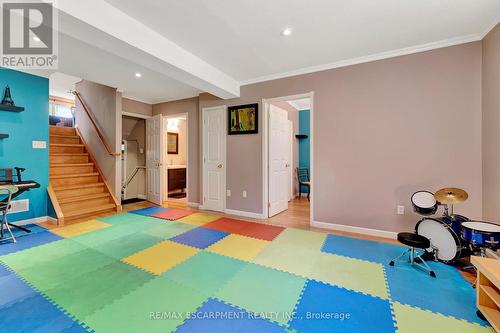 39 Marilyn Court, Hamilton, ON - Indoor Photo Showing Other Room