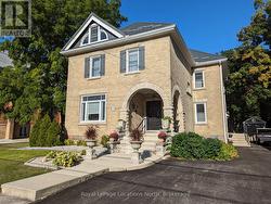 138 BRUCE STREET S  Blue Mountains, ON N0H 2P0