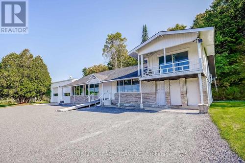 949 Raymond Road, Muskoka Lakes, ON - Outdoor