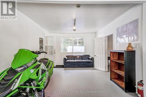 949 Raymond Road, Muskoka Lakes, ON - Indoor