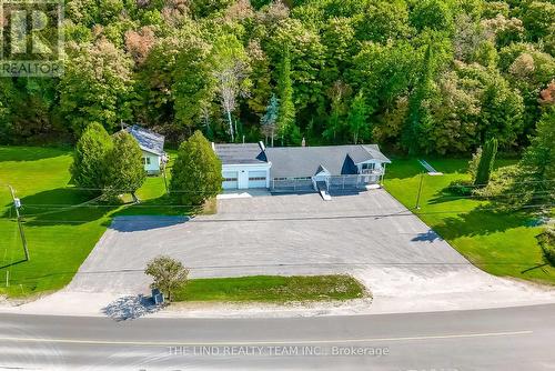 949 Raymond Road, Muskoka Lakes, ON - Outdoor