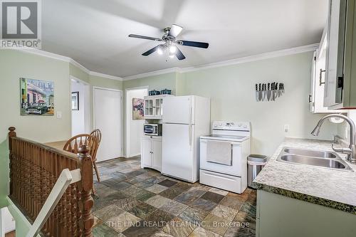 949 Raymond Road, Muskoka Lakes, ON - Indoor Photo Showing Kitchen With Double Sink