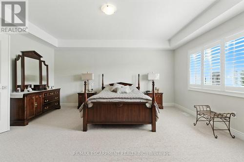 15 Robarts Drive, Hamilton, ON - Indoor Photo Showing Bedroom