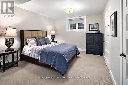174 High Bluff Lane, Blue Mountains, ON - Indoor Photo Showing Bedroom