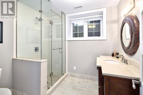 174 High Bluff Lane, Blue Mountains, ON - Indoor Photo Showing Bathroom