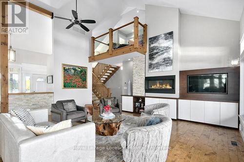 174 High Bluff Lane, Blue Mountains, ON - Indoor Photo Showing Living Room With Fireplace