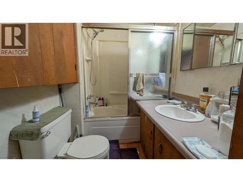 380 Bingay Street, Kimberley, BC - Indoor Photo Showing Bathroom