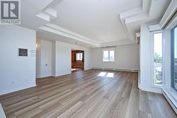 Spacious living room area. - 