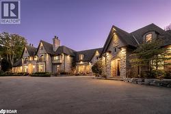 13160 NASSAGAWEYA ESQUESING Townline  Milton, ON L7J 2L7