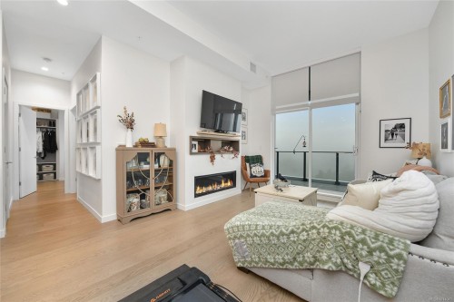 1504-2000 Hannington Rd, Langford, BC - Indoor With Fireplace