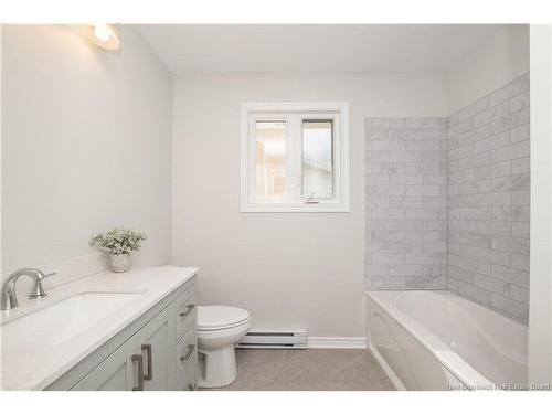 54 Bessborough, Moncton, NB 