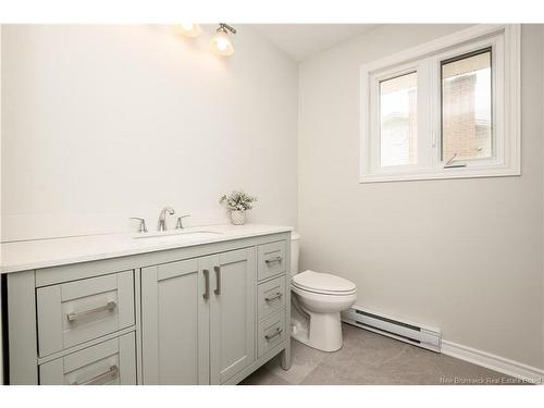 54 Bessborough, Moncton, NB 