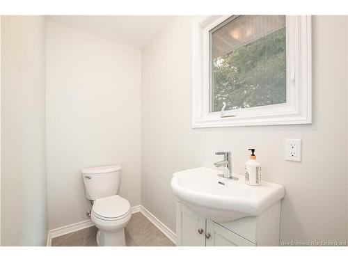 54 Bessborough, Moncton, NB 