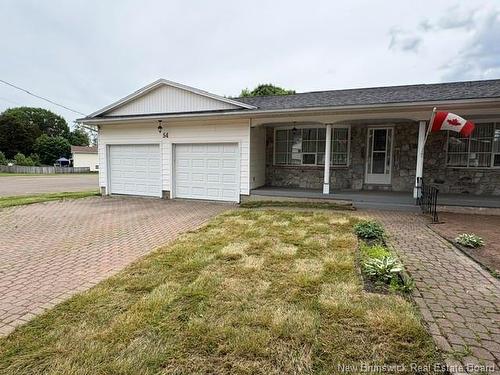 54 Bessborough, Moncton, NB 