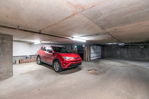 Garage - 672 Ch. Marie-Le Ber, Montréal (Verdun/Île-Des-Soeurs), QC 