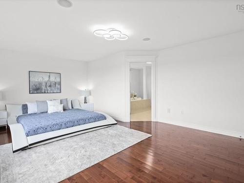 24 Vanier Way, Bedford, NS 