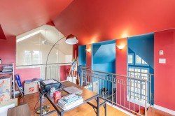 Mezzanine - 