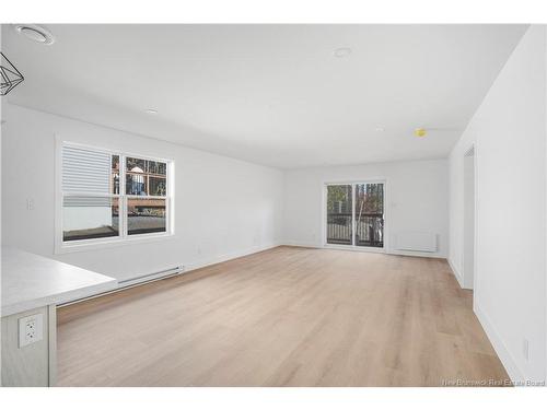 8 Terry Fox Dr, Oromocto, NB 