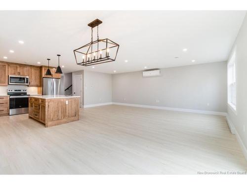 83 Glennorth St, Fredericton, NB 