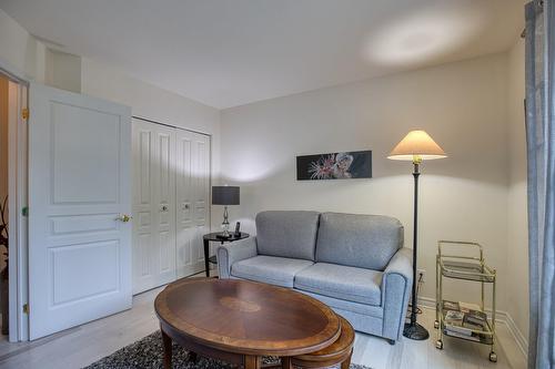 Chambre à coucher - 534 Rue Du Meunier, Sainte-Adèle, QC - Indoor Photo Showing Living Room