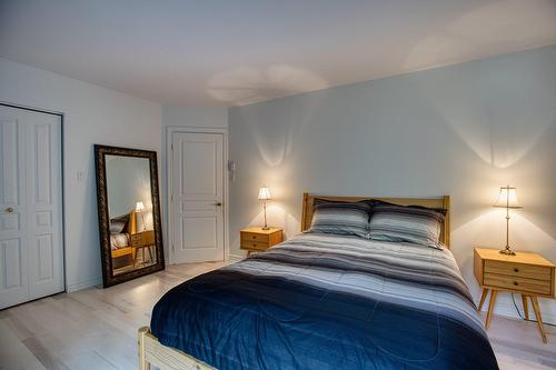 Chambre à coucher principale - 534 Rue Du Meunier, Sainte-Adèle, QC - Indoor Photo Showing Bedroom
