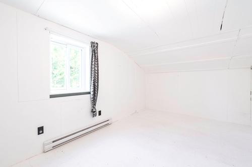 Chambre à coucher - 200 Rg Lafontaine, Sainte-Perpétue, QC - Indoor Photo Showing Other Room