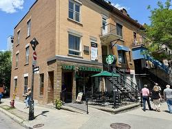 753 Av. du Mont-Royal E.  Montréal (Le Plateau-Mont-Royal), QC H2J 1W8