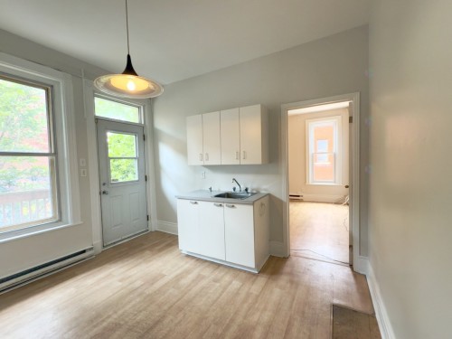 Cuisine - 753 Av. Du Mont-Royal E., Montréal (Le Plateau-Mont-Royal), QC - Indoor Photo Showing Kitchen