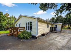 190 Neck Road  Bay Roberts, NL A0A 1X0
