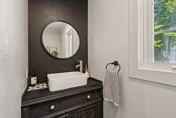 Powder room - 